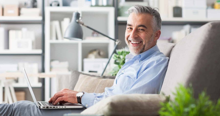 Should I Start an Independent Travel Agency or Join a Franchise?