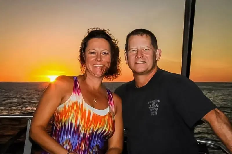 cruise-planners-franchisee-debra-and-tony-thunecv (2)-1