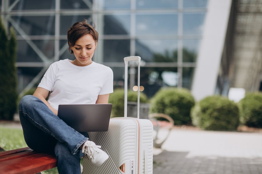 Travel Agent Jobs from Home Vs. Owning A Travel Franchise: What’s The Difference?